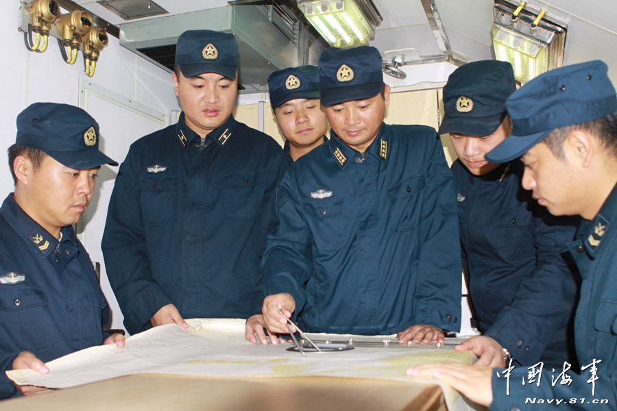 中國海軍新型潛艇內(nèi)部照曝光（組圖）