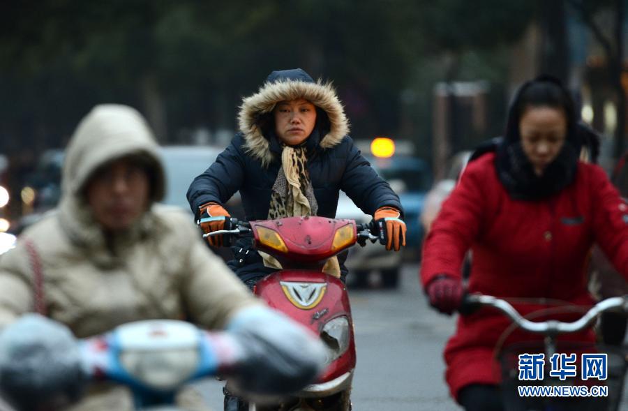 近期全國天氣28年“最冷” 南方低溫雨雪將加強