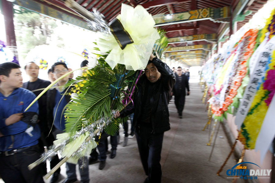 華西村村民自發悼念吳仁寶