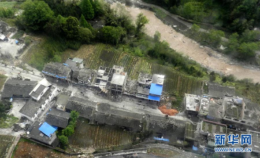航拍四川省雅安市蘆山縣地震災區受災情況