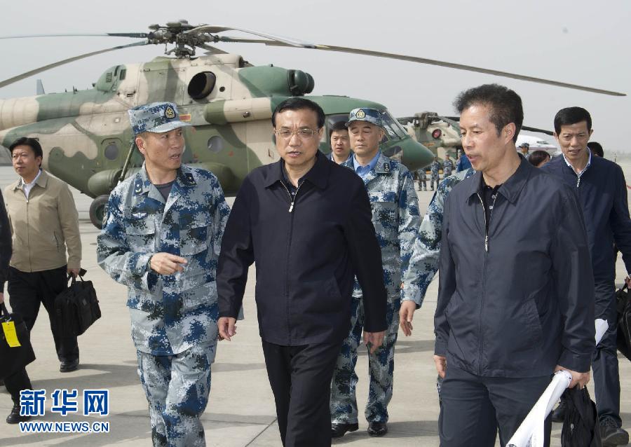 李克強(qiáng)在震區(qū)24小時的足跡