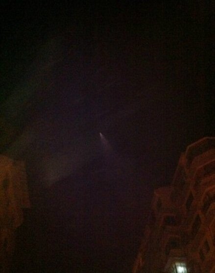 我國(guó)多地出現(xiàn)UFO 網(wǎng)友分析疑是反導(dǎo)試驗(yàn)（圖）