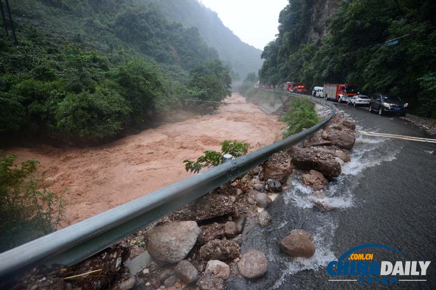 暴雨來襲——多地遭遇暴雨洪澇災(zāi)害