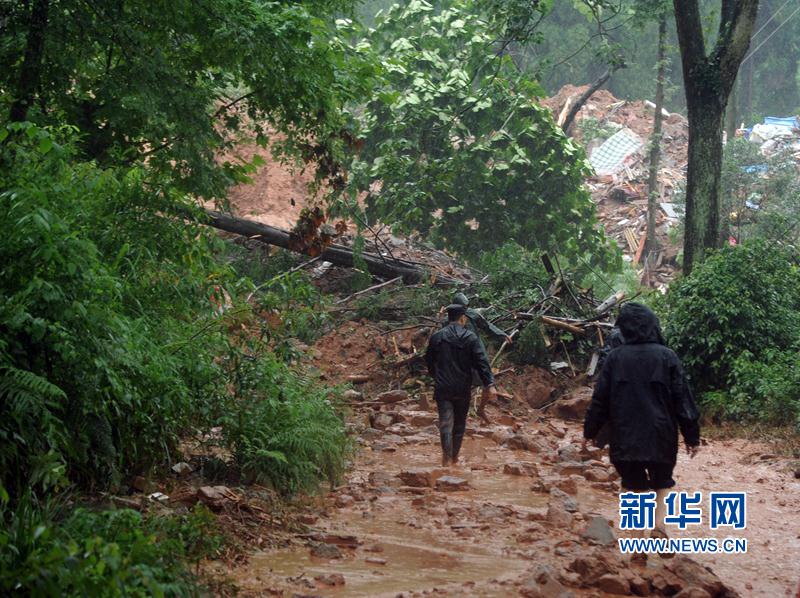 四川都江堰市發生特大型高位山體滑坡　已確認2人死亡21人失蹤