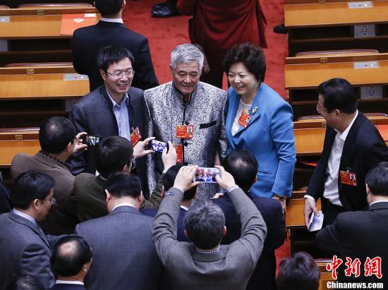央視春晚今日公布導演名單 趙本山或出席發布會