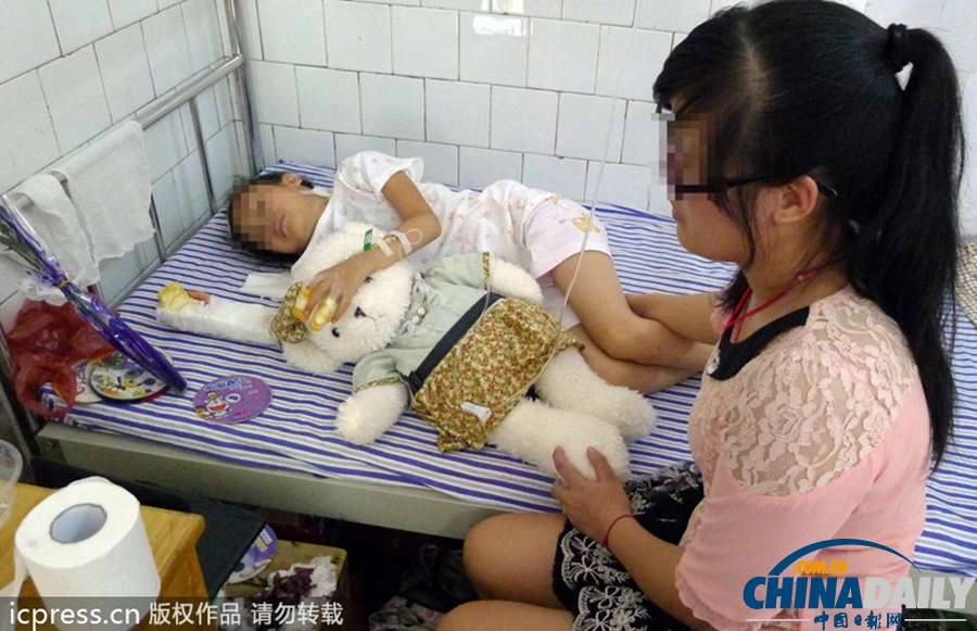 12歲網(wǎng)游男童突然砍殺表妹后跳樓稱似做夢(mèng)