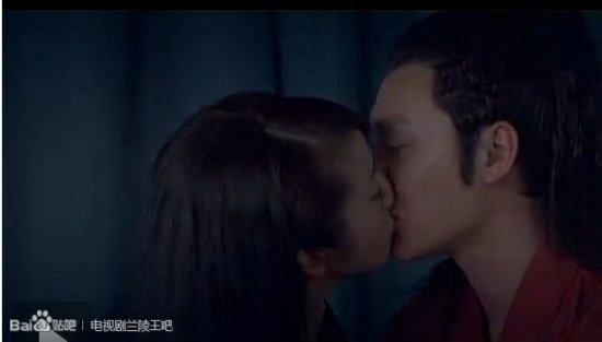 “蘭陵王”馮紹峰林依晨幕后賣(mài)萌耍帥 吻戲曝光
