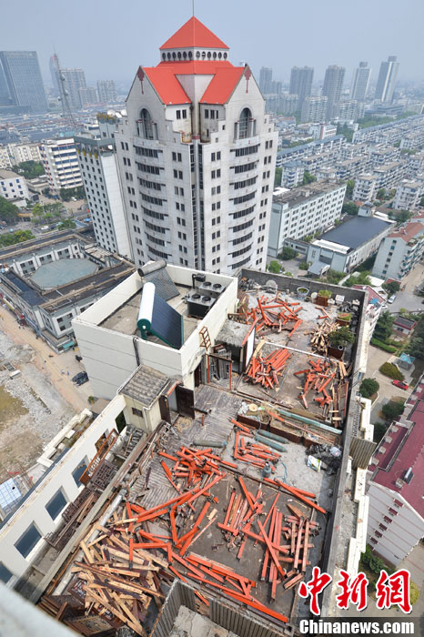 蘇州“樓頂園林”違建已拆除