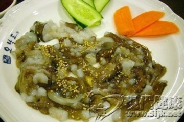 韭菜月餅打敗五仁月餅“走紅”中秋節 網友：暗黑料理出新品