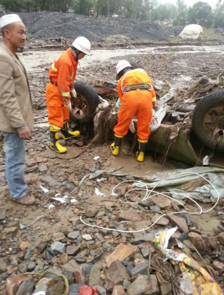 甘肅岷縣:突遭冰雹暴雨災害已致7人遇難1人失蹤