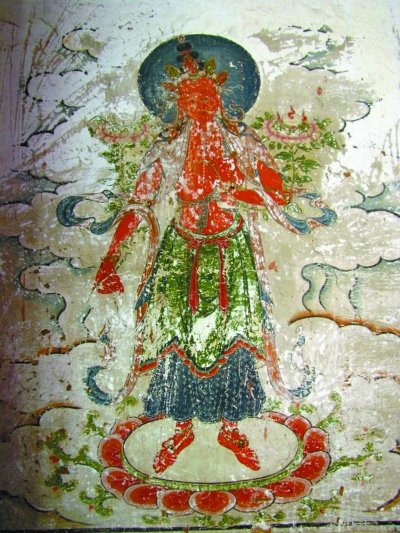 遼寧古寺壁畫被修復成“紅配綠” 令人咋舌(圖)