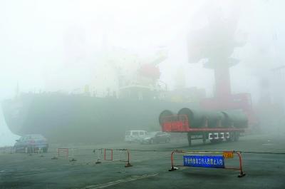 多地遭遇霧霾交通物流受阻嚴重