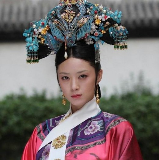 驚艷勝過主角的配角 容嬤嬤成經(jīng)典雪姨爆紅
