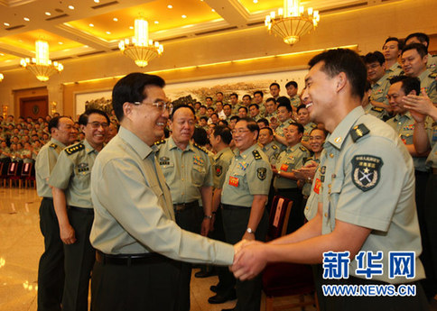 經胡錦濤批準 中央軍委發布新修訂的《黨委工作條例》