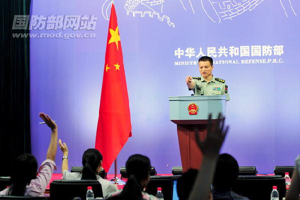 國防部:航母試航達到預期目的 正于船廠改裝測試