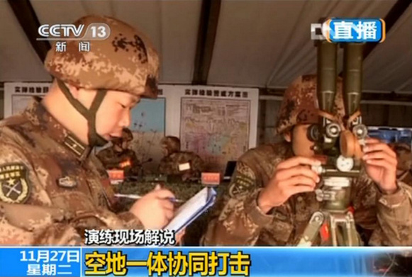 武直-10參與“2012南京對(duì)抗”實(shí)兵演練