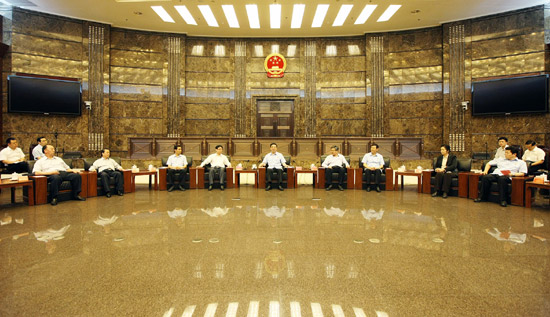 周強(qiáng)：構(gòu)建媒體與司法良性互動關(guān)系 共同維護(hù)社會公平正義