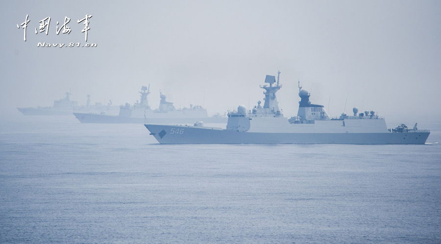 中俄聯(lián)合軍演 我軍直-9與俄巡洋艦并肩反潛
