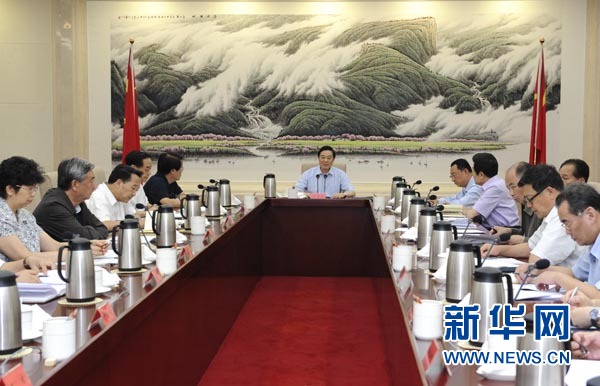 劉奇葆:把學(xué)習(xí)宣傳貫徹習(xí)近平總書記重要講話作為重大政治任務(wù)