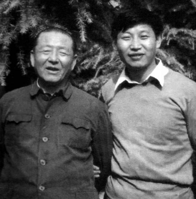 習(xí)仲勛家風(fēng)嚴(yán)到“不近人情”：教女兒“夾著尾巴做人”