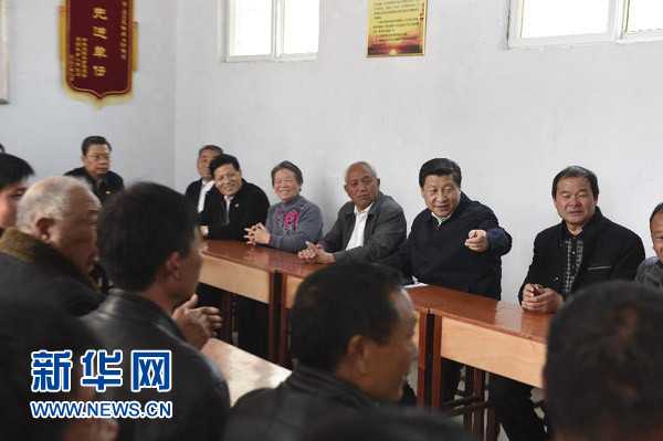 中共中央政治局常委到第二批黨的群眾路線教育實踐活動聯系點調研指導工作