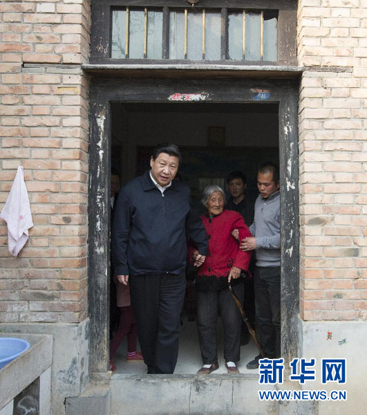 中共中央政治局常委到第二批黨的群眾路線教育實踐活動聯系點調研指導工作