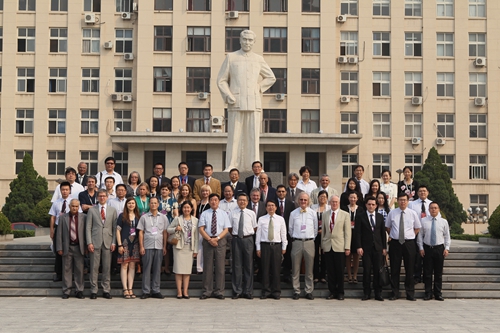 2013年孔子學院外方院長研修班在南開大學開班