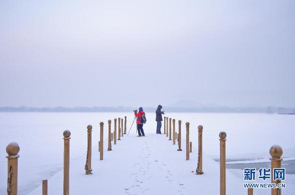 雪后頤和園銀裝素裹美不勝收
