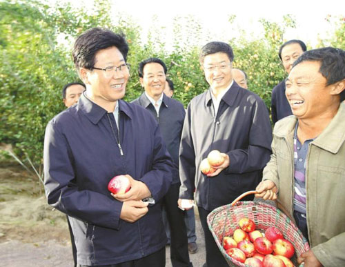 張春賢在鞏留考察調(diào)研 保護(hù)生態(tài)環(huán)境實現(xiàn)旅游富民