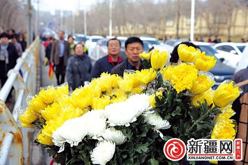 烏魯木齊市50萬人次上周末清明祭掃
