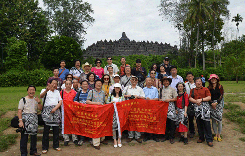 石大兩教師應(yīng)邀赴印尼參加中印文化交流活動(dòng)