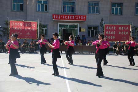 青河縣：文化進(jìn)軍營(yíng)，官兵樂享文化盛宴