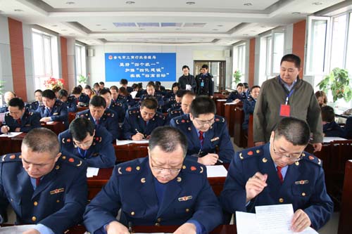 新疆奎屯市以考促學 帶動全體公民學法用法