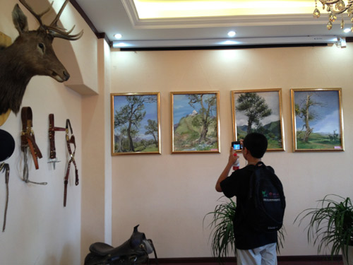 芳香那拉提·中國名家主題創作油畫展 共赴藝術與投資盛宴