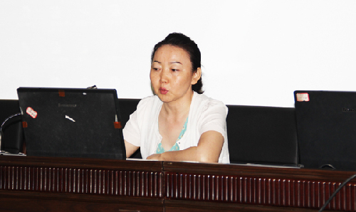 和靜法院舉辦審判管理培訓