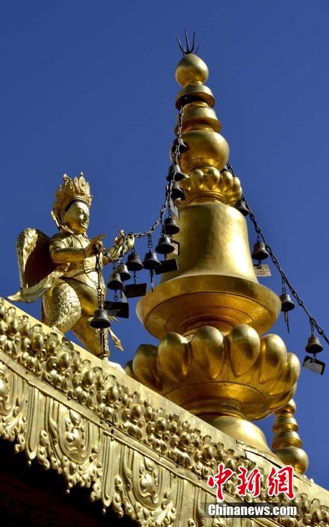 西藏大昭寺史上最大規模金頂維修竣工