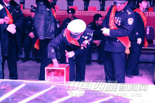 “最美人民警察”網絡投票參與者獲獎名單出爐