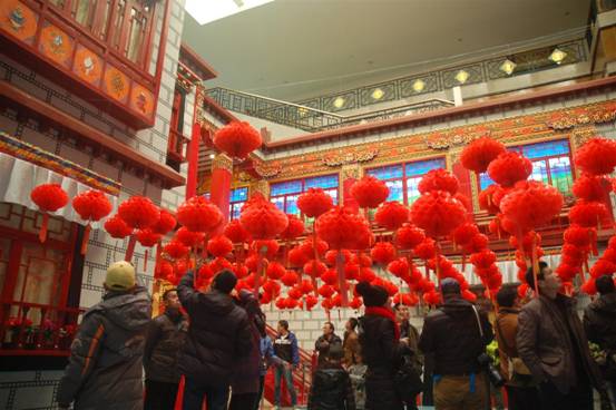 網友參觀西藏博物館 體驗藏歷新年風俗