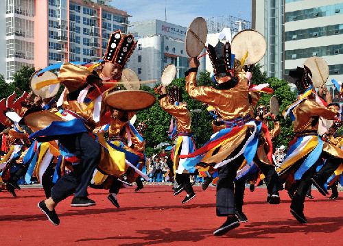 2013中國•楚雄彝族火把節盛大舉行