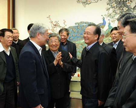 溫家寶聽取浙江沿海綜合開發(fā)戰(zhàn)略研究項目成果匯報