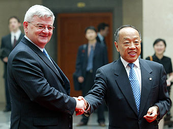 German FM in Beijing