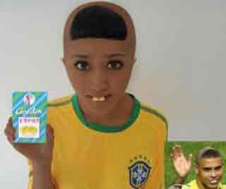 Girl's rendition of Ronaldo<BR>'暴牙妹版'肥羅走紅(圖)