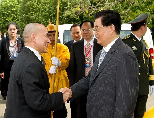 胡錦濤會(huì)見柬埔寨國(guó)王