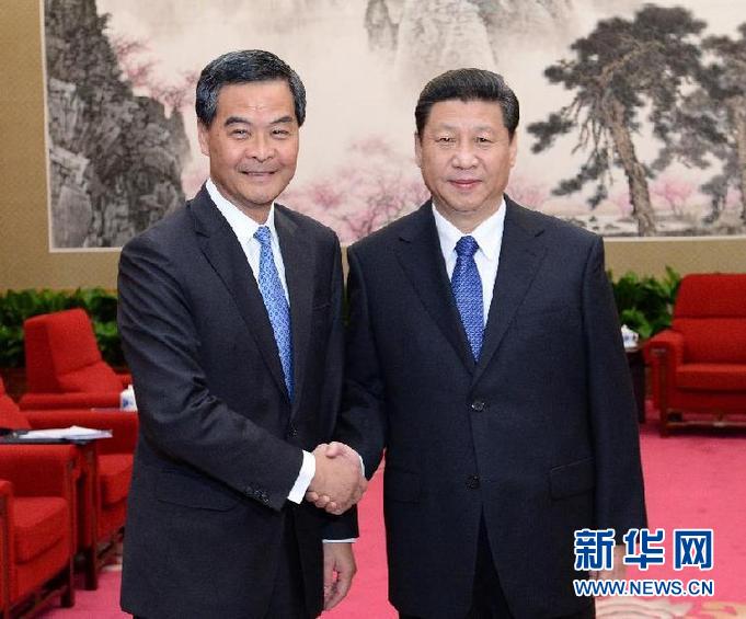 習近平會見梁振英、崔世安