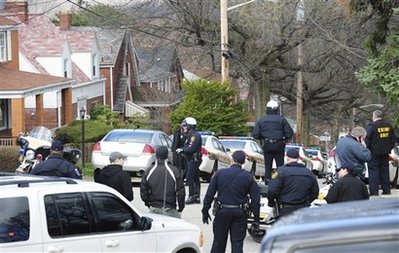 美國失業(yè)男子開槍打死3名警察