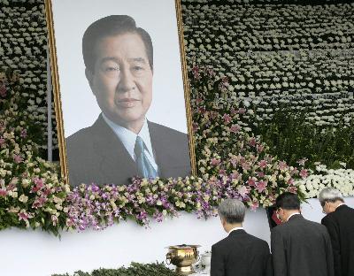 朝鮮代表團(tuán)抵韓國會吊唁前總統(tǒng)金大中