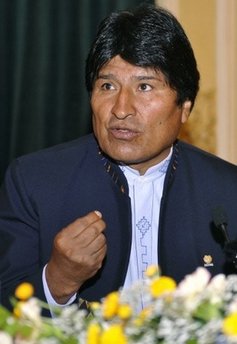 玻利維亞總統誓將修憲 送競選對手入獄