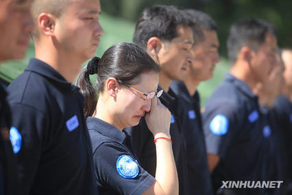 海地地震8名中方遇難人員遺體啟運回國