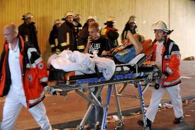 德國音樂節發生踩踏慘劇 19人死亡300多人受傷