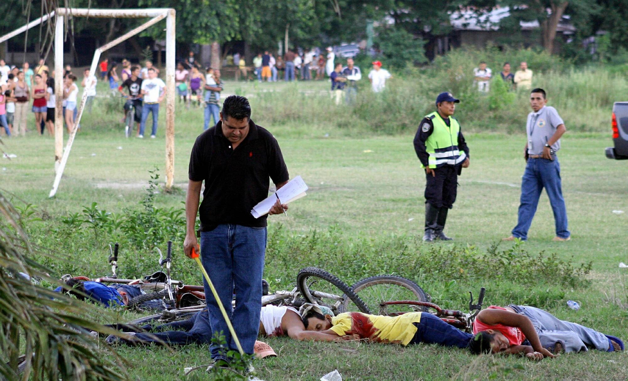 洪都拉斯足球場上演血腥屠殺 數名槍手打死14人